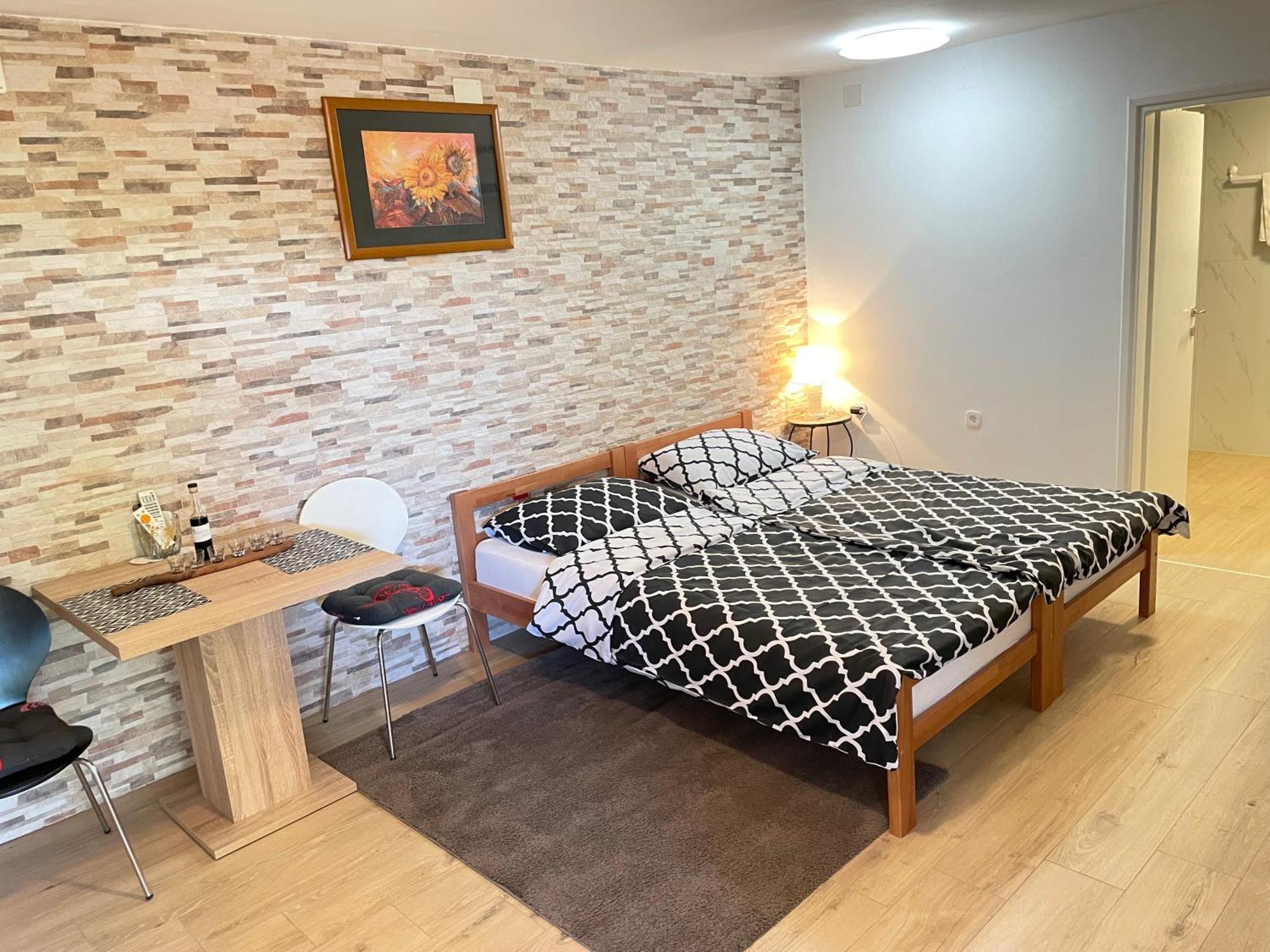 PUY Apartment Mika מראה חיצוני תמונה