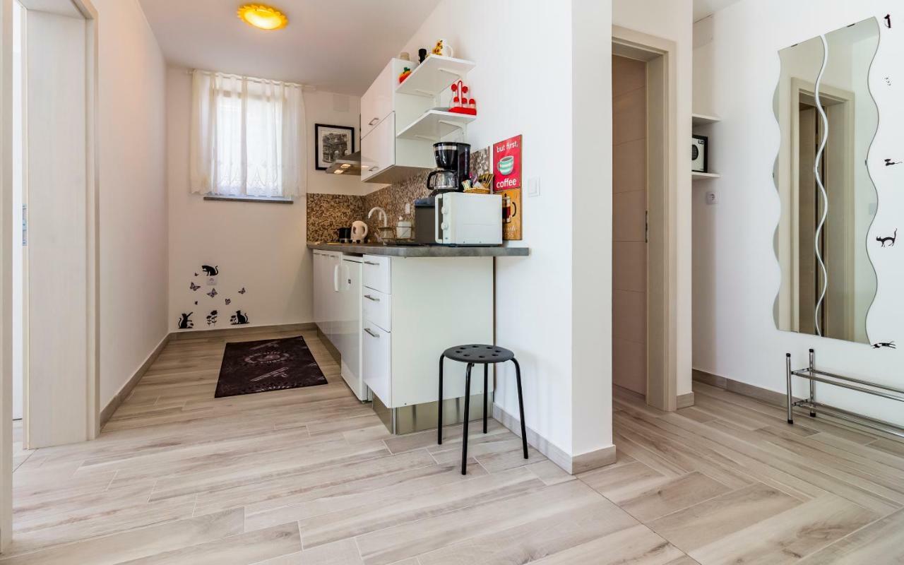 PUY Apartment Mika מראה חיצוני תמונה