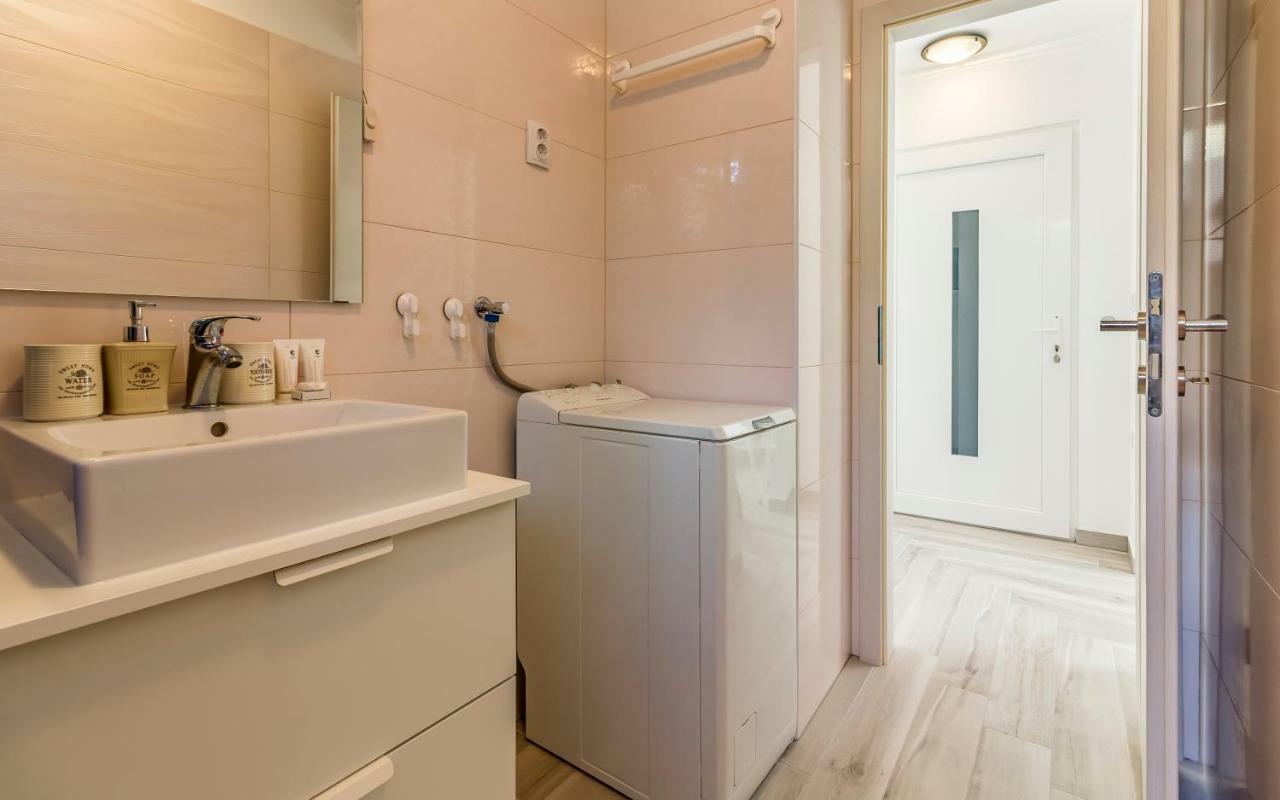 PUY Apartment Mika מראה חיצוני תמונה