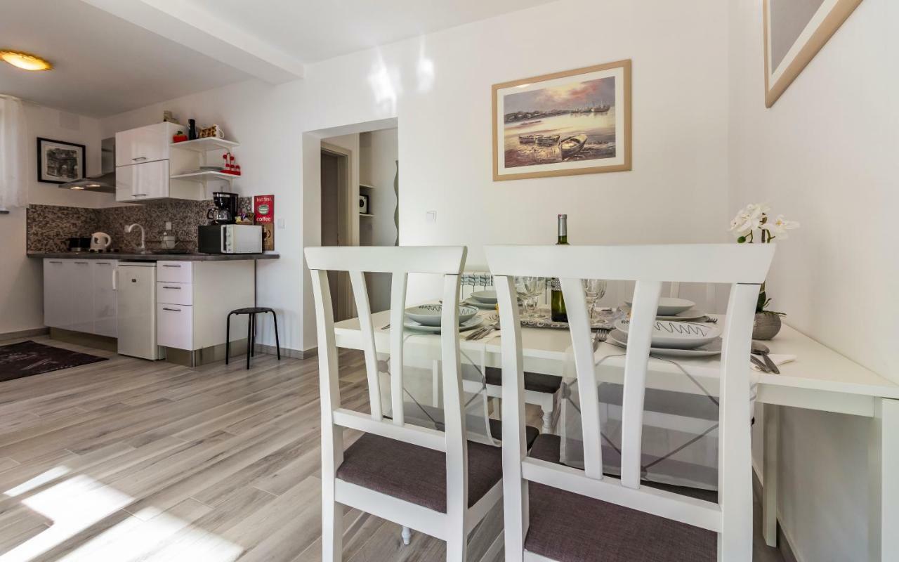 PUY Apartment Mika מראה חיצוני תמונה