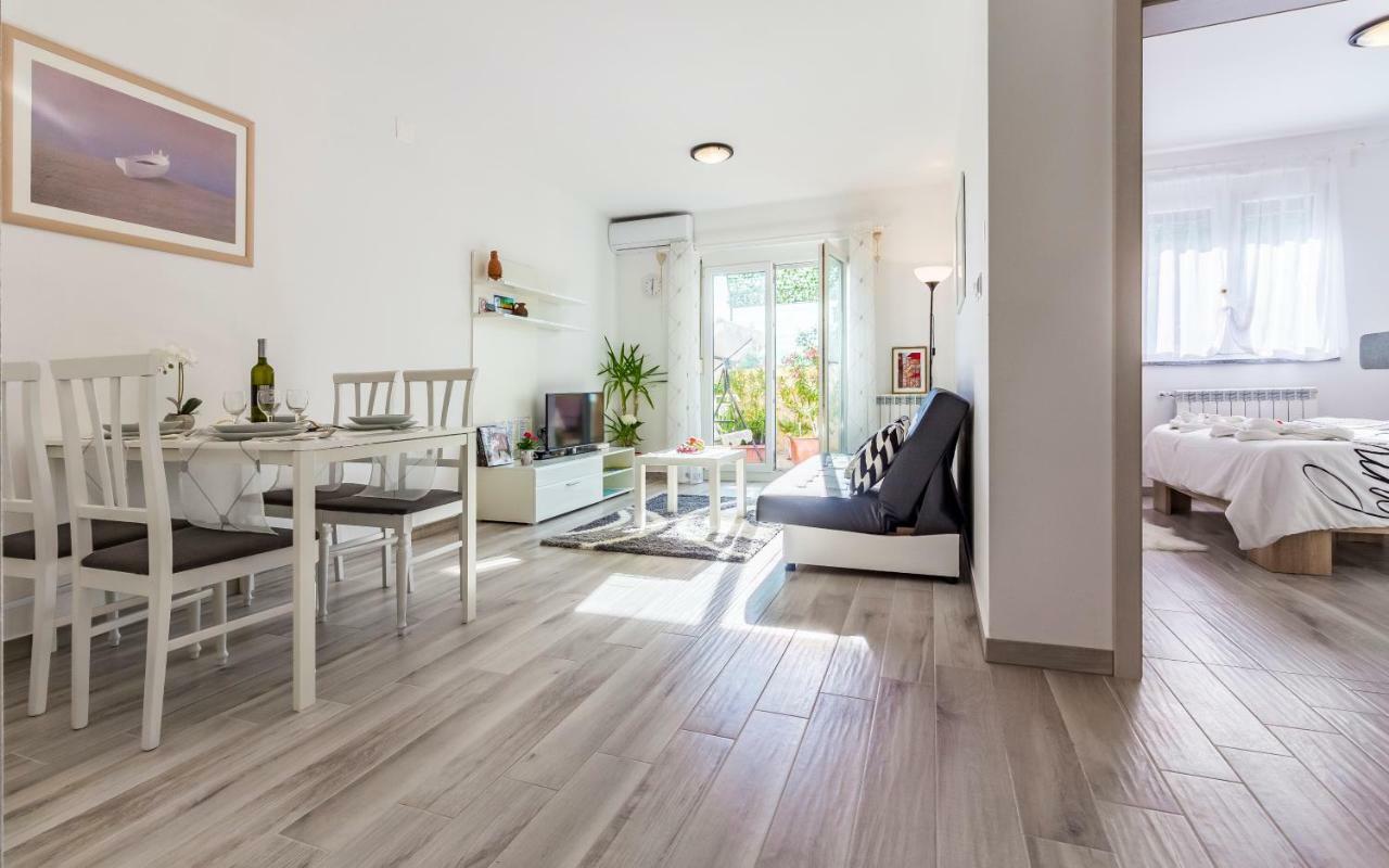 PUY Apartment Mika מראה חיצוני תמונה