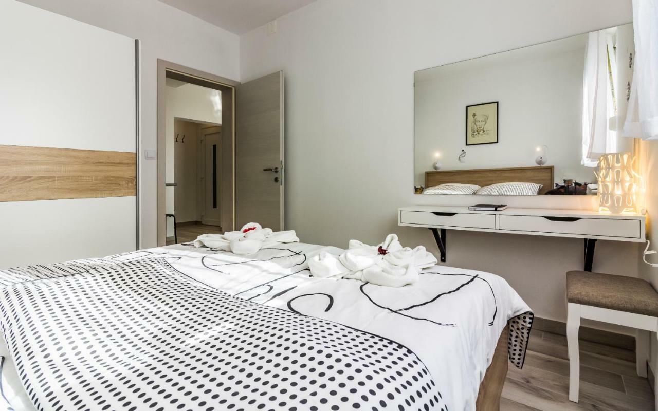 PUY Apartment Mika מראה חיצוני תמונה